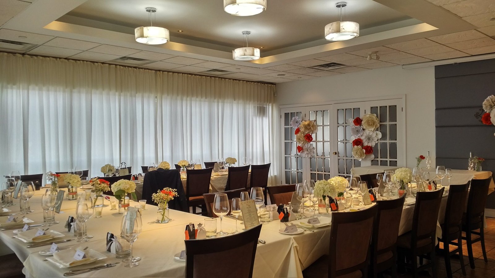 fancy-dining-room